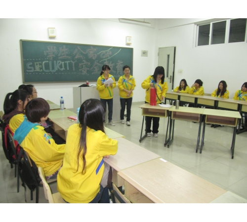 狠狠躁夜夜躁人人爽超碰97香蕉