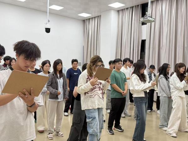 狠狠躁夜夜躁人人爽超碰97香蕉