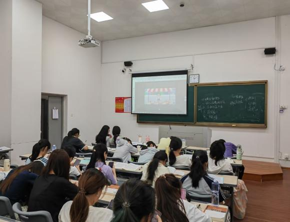教育科学学院开展禁毒主题班会，...